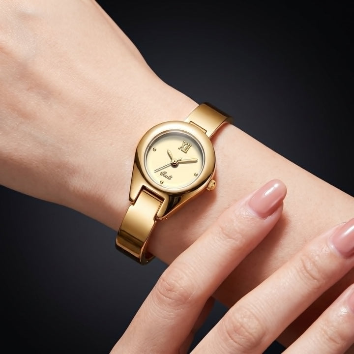 Amélia Watch