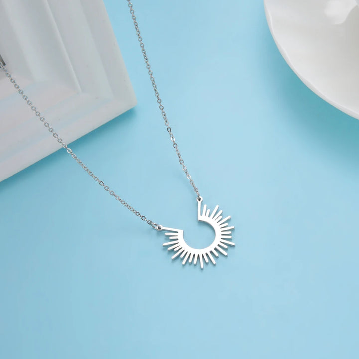 Elandra Chain
