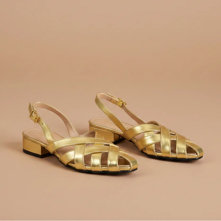 Elaroux Sandals