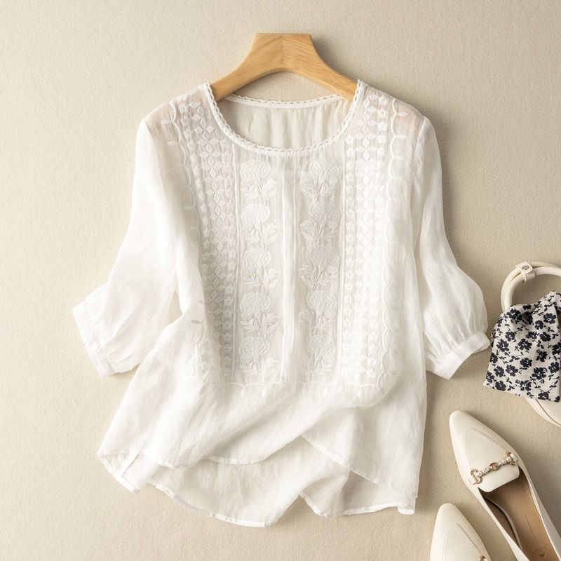 Élira Linen Blouse