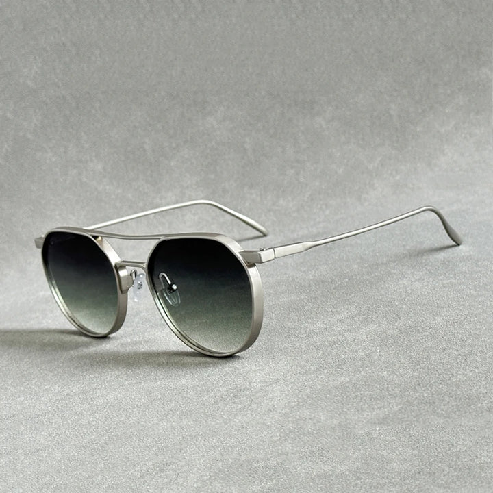 Lorenzé Shades