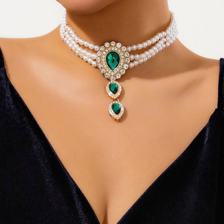 Verdeluxe Necklace &amp; Bracelet Set