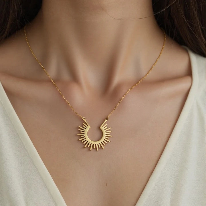 Elandra Chain