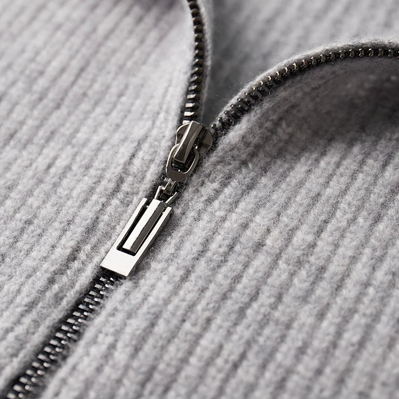 Matteo Merino Zip
