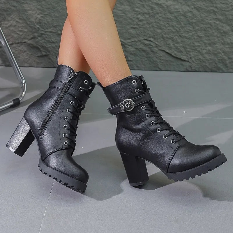 Aria Heel Boot