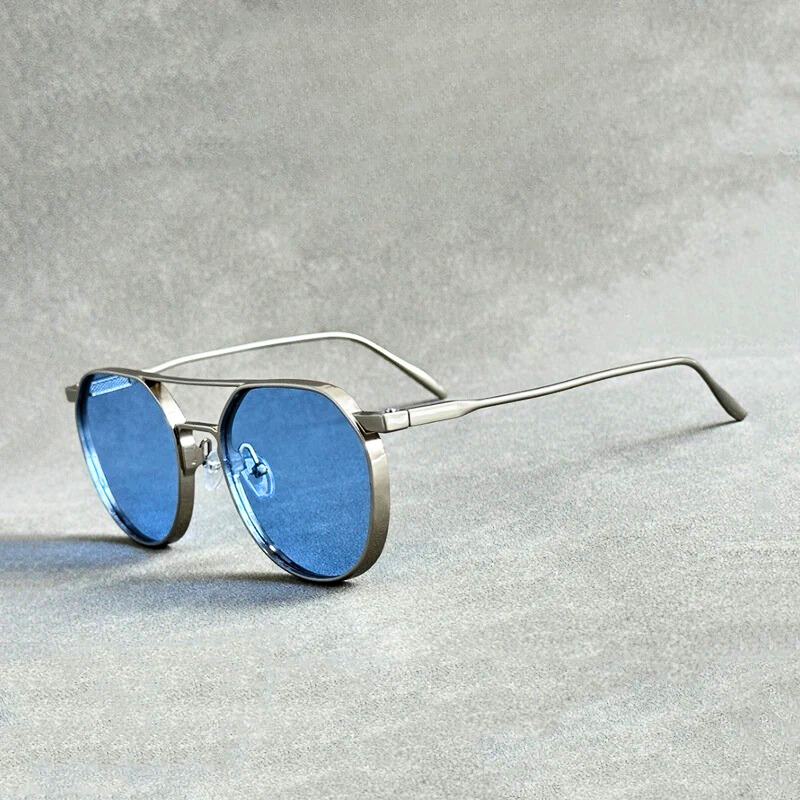 Lorenzé Shades