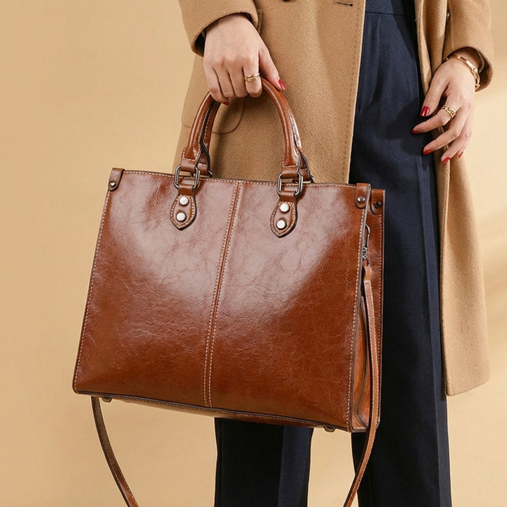 Savannah Hand Bag