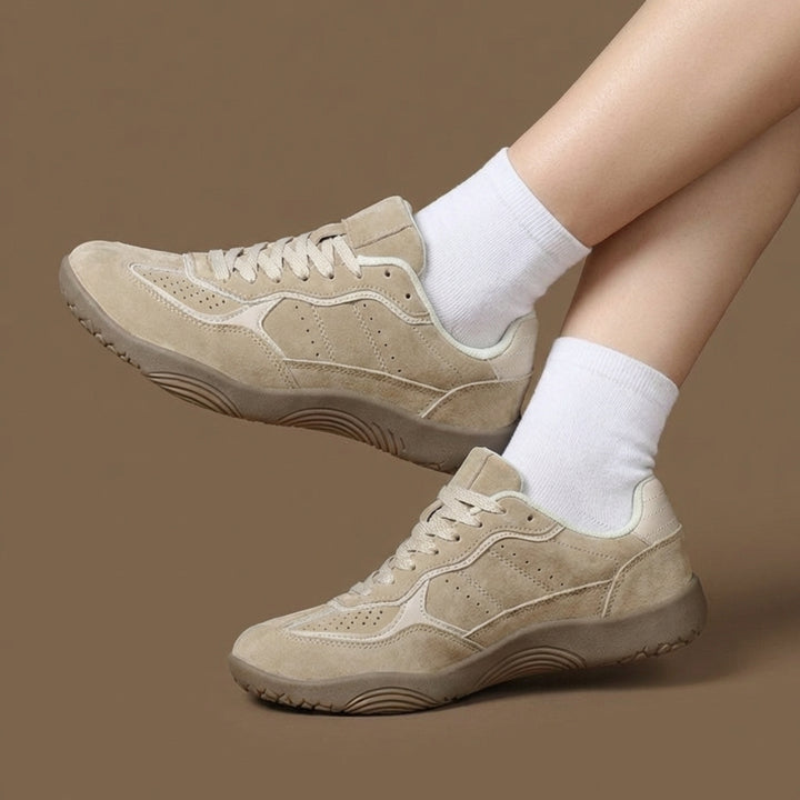 Harper Sneakers