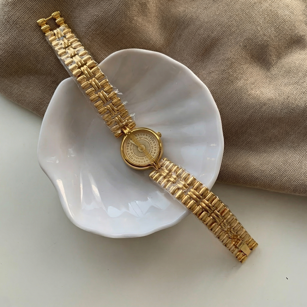 Lucia Watch