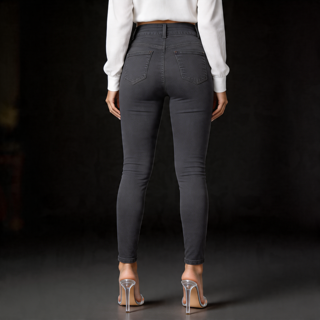 Adriana Contoured Pant