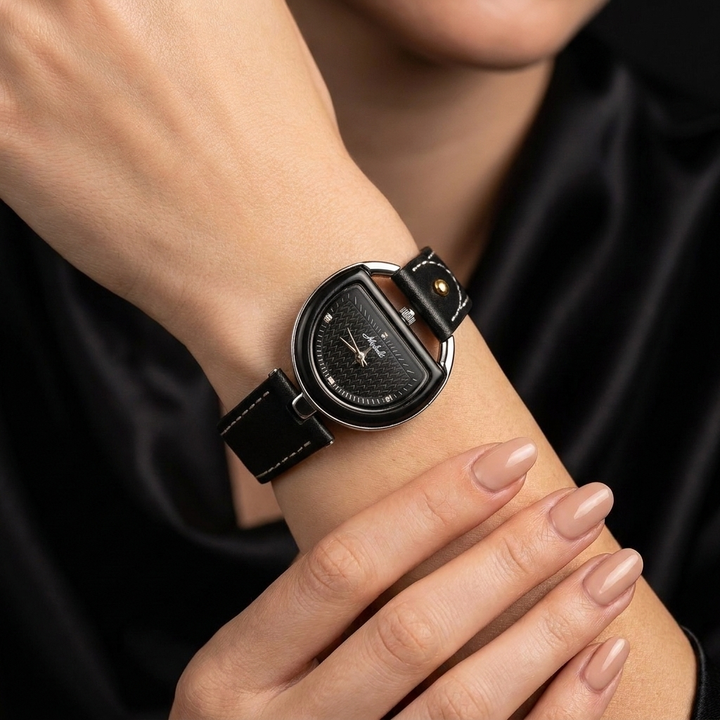 Diana Watch