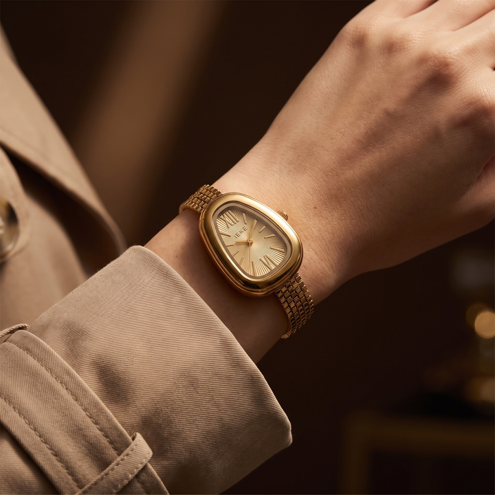 Amoura Watch