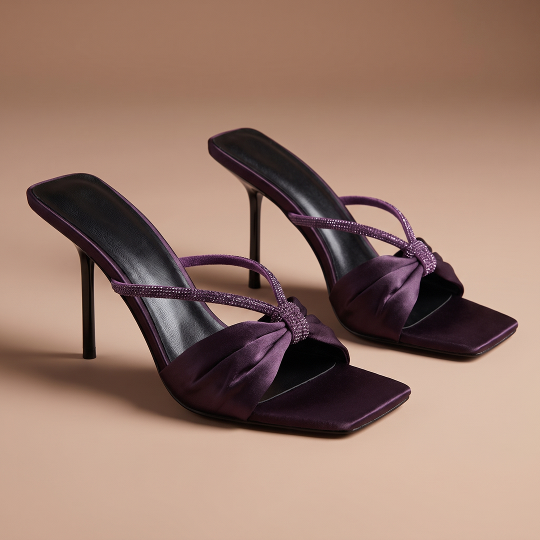 Daphne Heels