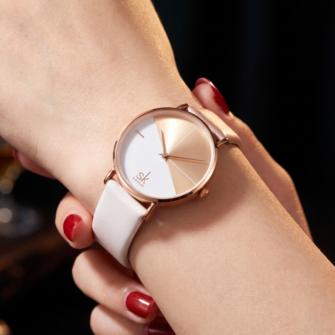 Antonniete Watch