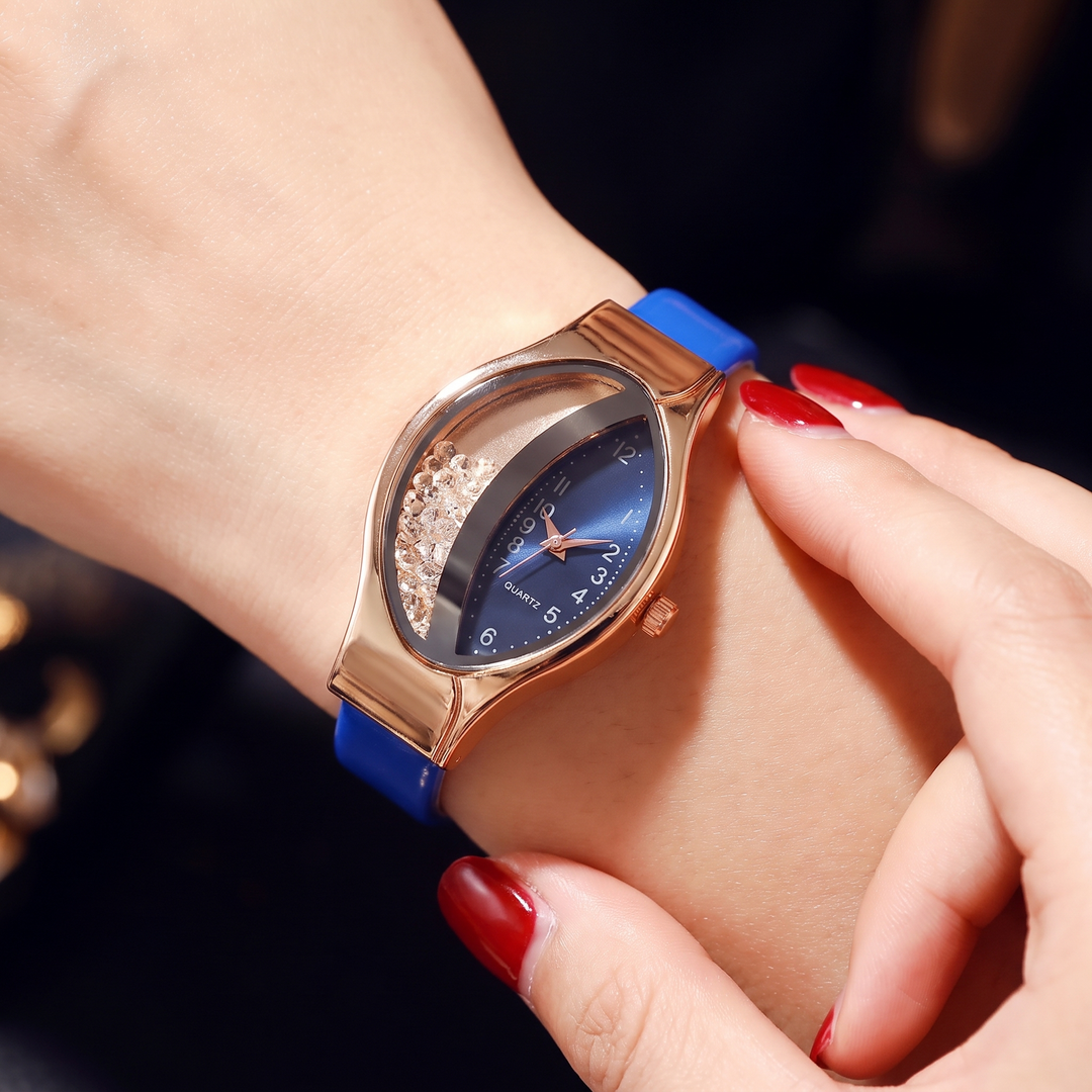 Dianthessa Watch