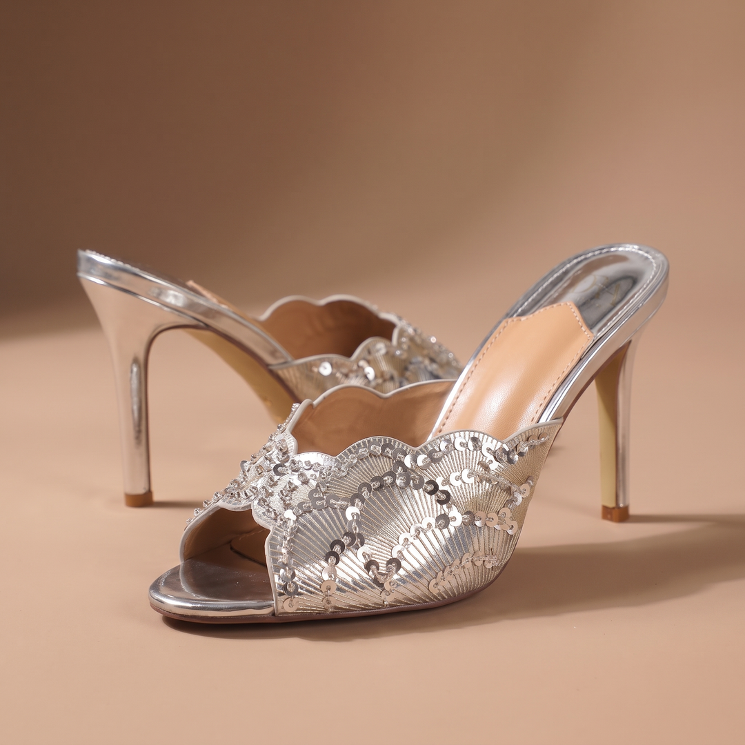 Aurvessa Heels