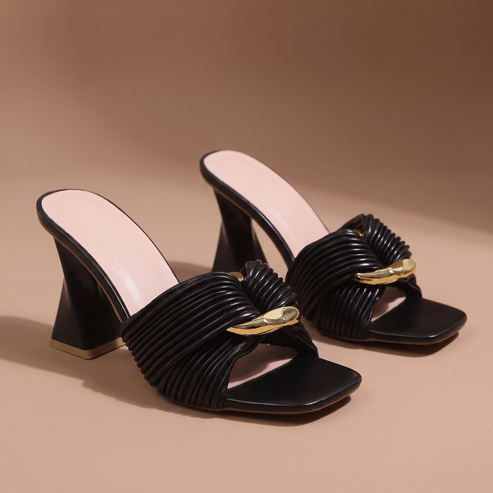 Cordelissa Heels